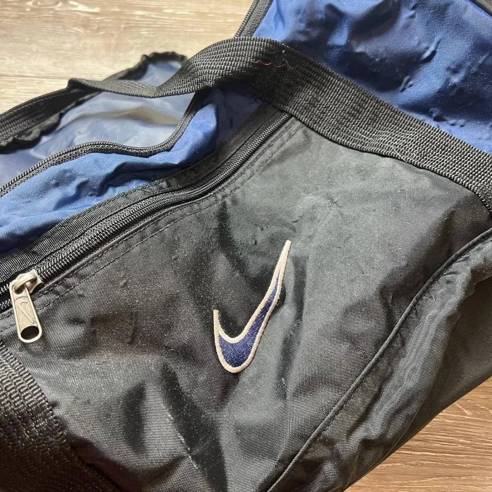 Nike Duffel Bag Unisex‎ Large Navy Blue Black Vintage Swoosh Gym Travel Bag